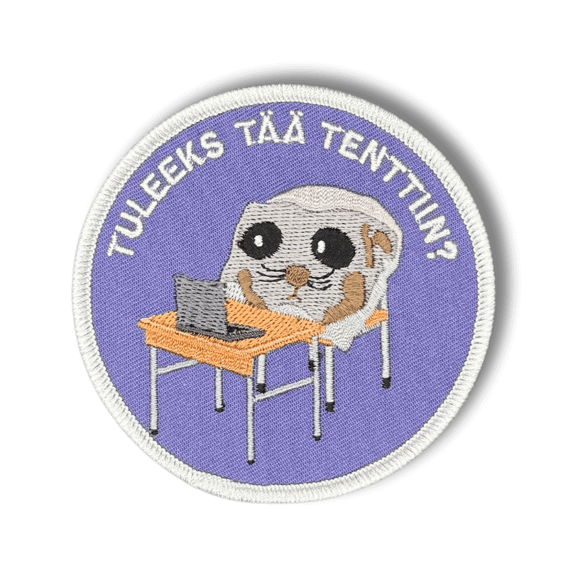 Brodeerattu haalarimerkki sad hampter meemistä saumatulla reunalla ja tekstillä: ''Tuleeks tää tenttiin?''